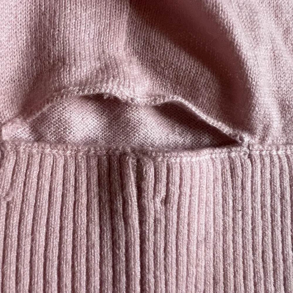 Lululemon Beanie Hat Unisex One Size Pink Merino Wool Knit Logo‎ Winter